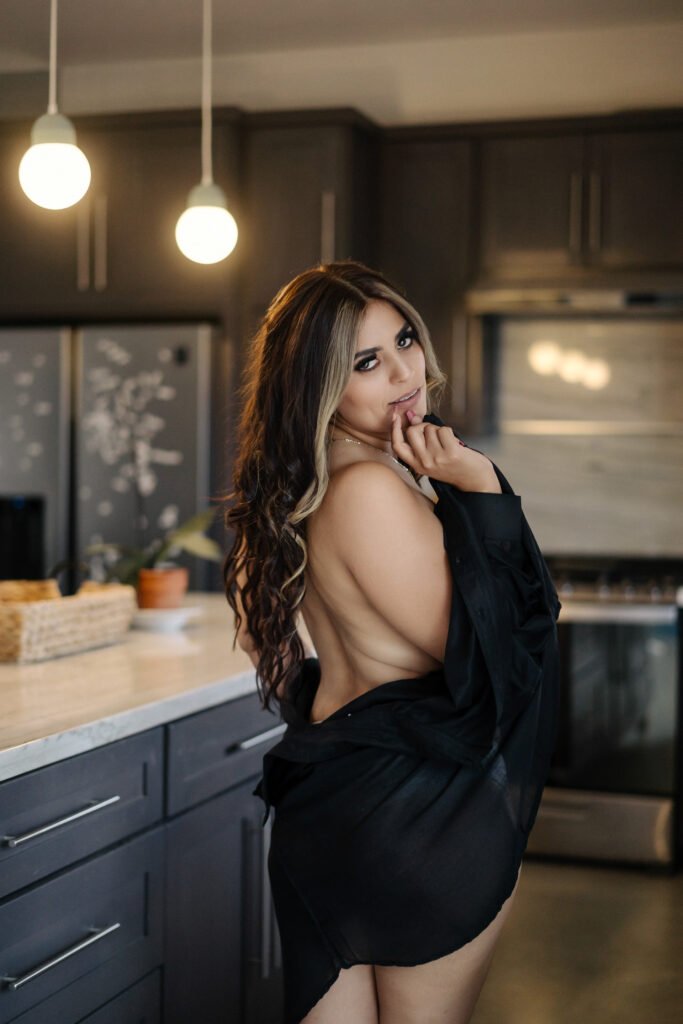 Boudoir artístico - Luz natural y sombras